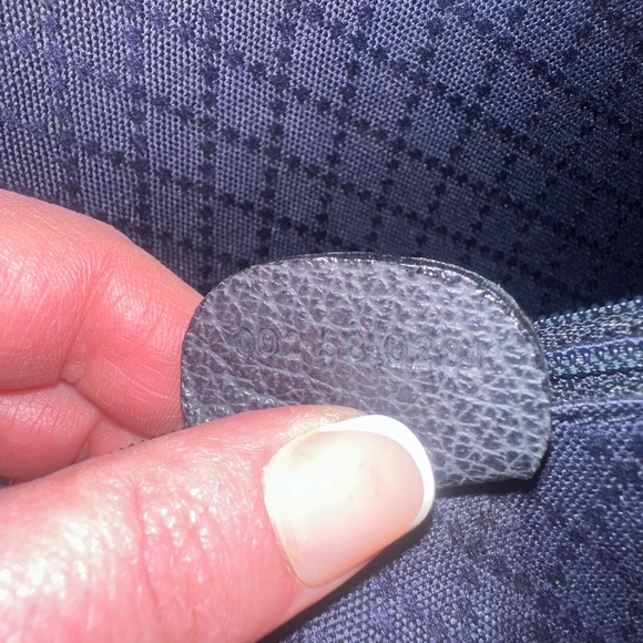 GUCCI VINTAGE Suede Handbag w/COA and Dustbag! - Picture 9 of 15